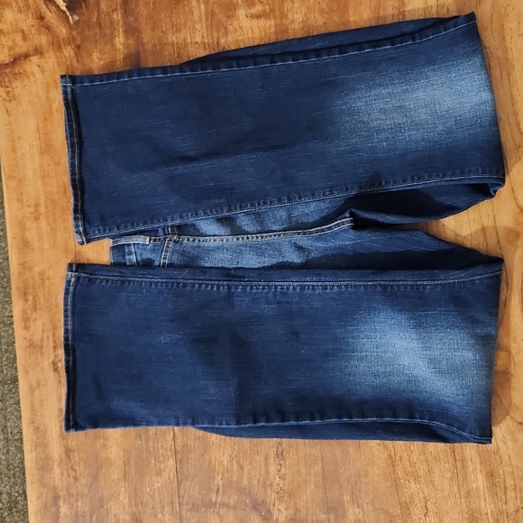 Old Navy Jeans - Picture 3 of 7